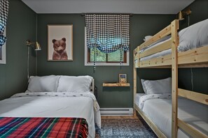 2 bedrooms, travel crib, WiFi, bed sheets