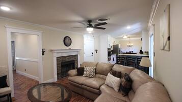 Smart TV, table football