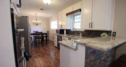 Cozy Aggieland Vacay