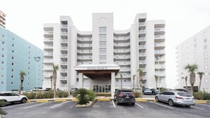 Exterior - Gulf Front w/ Breathtaking Views- 6th Floor (Gulf Shores)