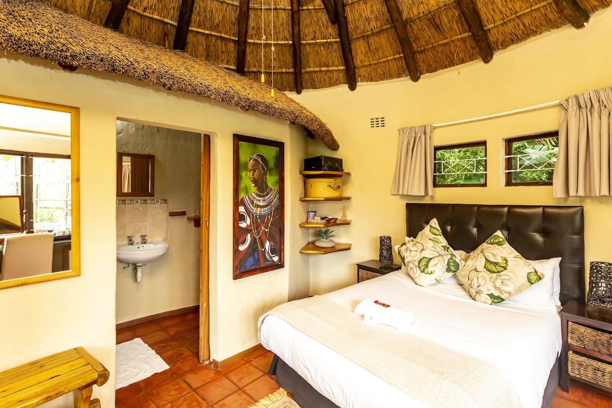 Standard Double Room | Garden view
