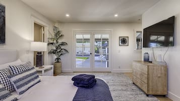 3 slaapkamers, een strijkplank/strijkijzer, wifi, beddengoed