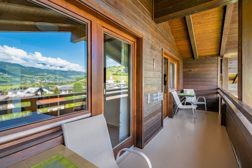 Holiday Apartment "Nr 23 Haus Voglreiter" with Mountain View, Balcony & Wi-Fi