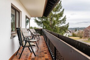 Property grounds - Apartment 'Ferienwohnung Frische Brise' with Mountain View, Balcony and Wi-Fi (Grafenhausen)