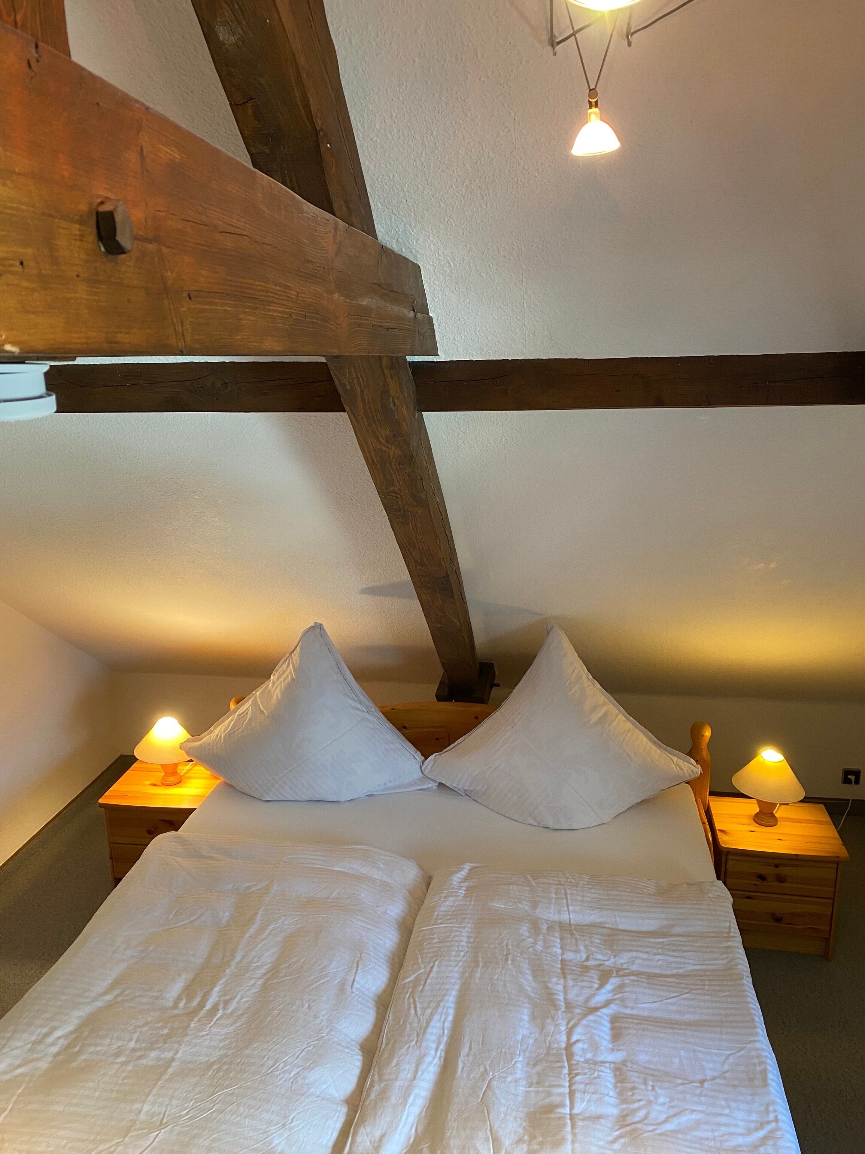 1 bedroom, WiFi (free), bed sheets