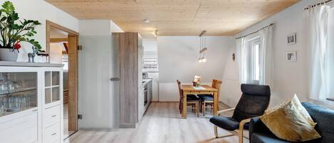 Télévision, table de tennis de table