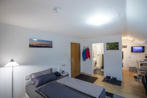 1 dormitorio, wifi gratis, ropa de cama