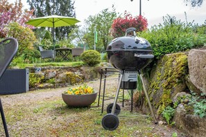 Property grounds - Apartment 'Gut Edel' with Private Terrace, Garden, and Wi-Fi (Müllheim)