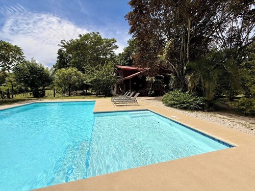 Jungle Cabin with Private Pool • Near Sámara