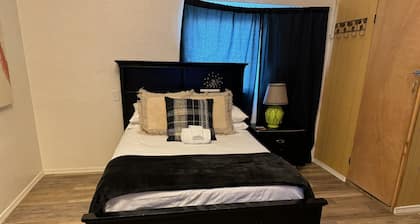 Private & Cosy but spacious Duke City Casita!