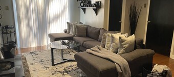 The House Cottage Fully Furnished
Charlotte Own Near Uptown