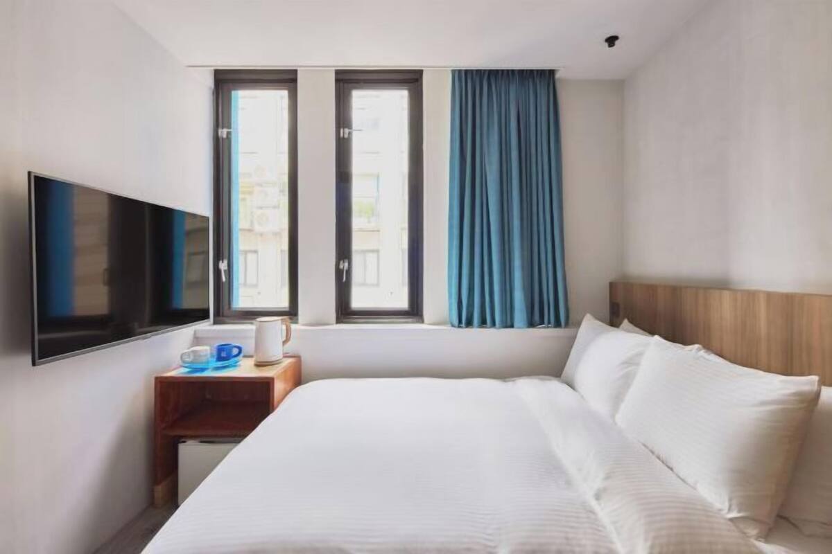 Desk, blackout curtains, iron/ironing board, free WiFi