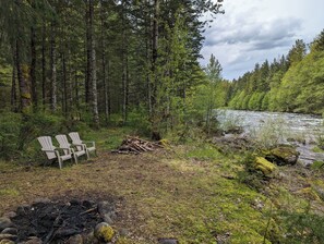Property grounds -  Mt Hood Riverfront Cabin with Hot Tub! Dog friendly! (Rhododendron)