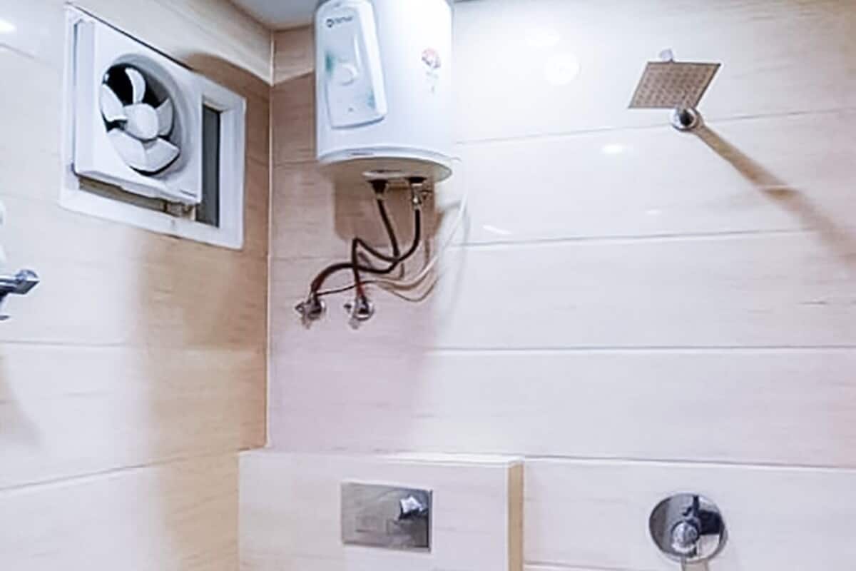 Quarto casal luxo | Banheiro | Produtos de toalete grátis, secador de cabelo, roupões de banho