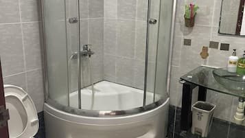 Standard Room | Bathroom