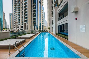2 outdoor pools - Amazing 3BR Burj Khalifa & Fountain View (Dubai)