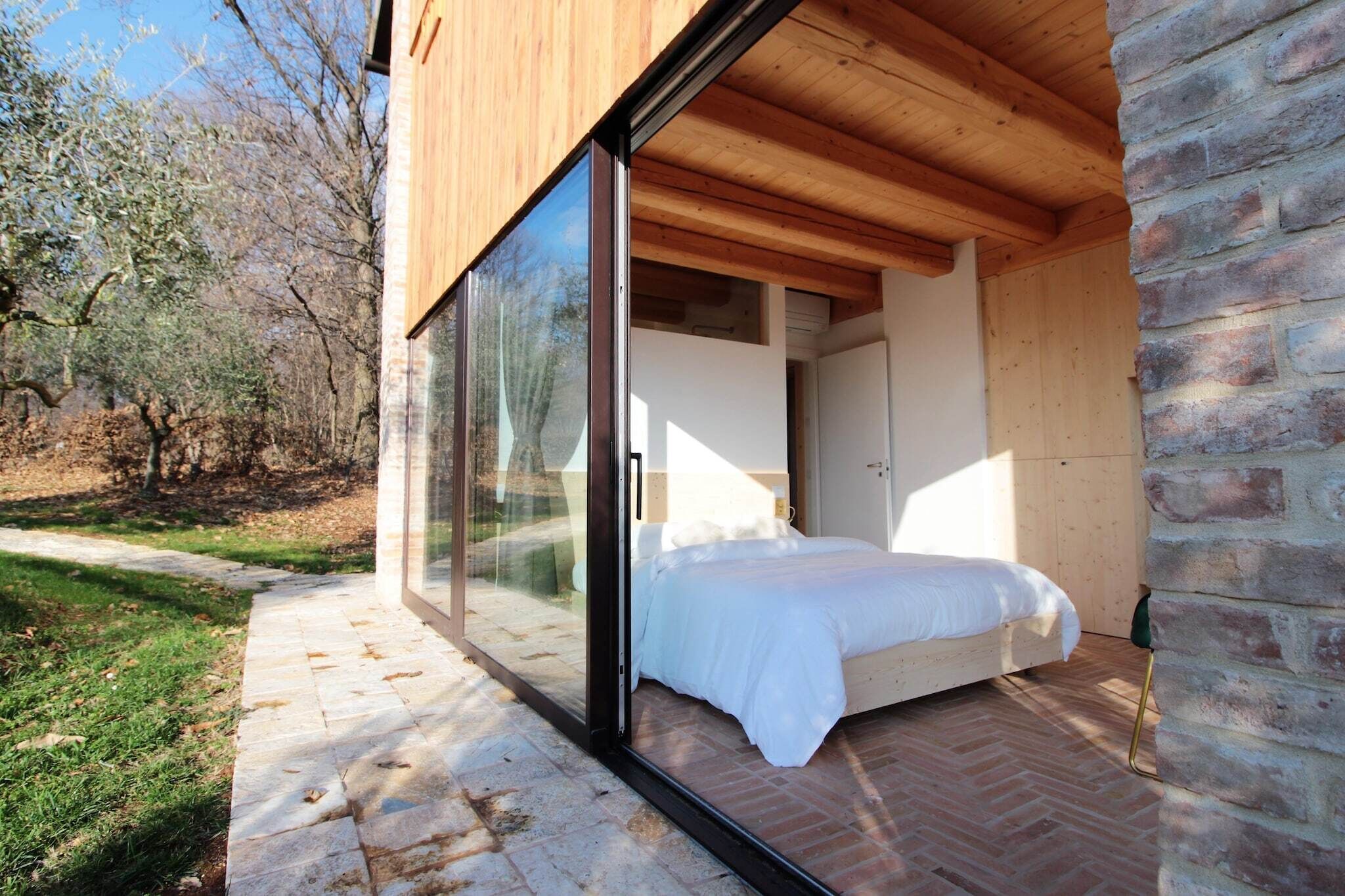 4 Schlafzimmer, Reisekinderbett, kostenloses WLAN, Bettwäsche