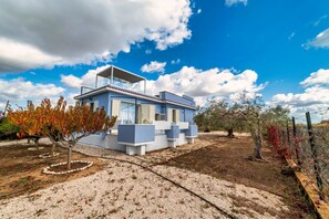 Exterior - Sea view, only 400 m from blue flag beach, mini-pool-jacuzzi (Porto Palo)