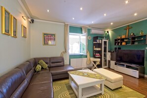 Living area - Villa Thousand Roses - Four-Bedroom Villa with Terrace and Swimming Pool (Gruda)