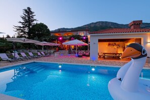 Pool - Villa Thousand Roses - Four-Bedroom Villa with Terrace and Swimming Pool (Gruda)