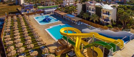 Außenpool (je nach Saison geöffnet)