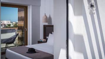 Superior Double Room | 1 bedroom, in-room safe, desk, iron/ironing board