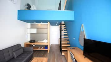 Superior Junior Suite Split Level with Private Pool | Living area