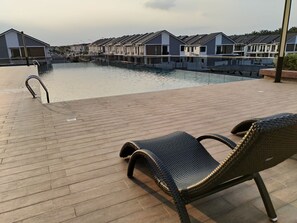 Outdoor pool - Camellia Residence near Eco Palladium Seri Austin Johor Bahru by HarmonyHomestay (JOHOR BAHRU)
