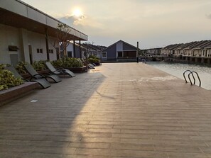 Outdoor pool - Camellia Residence Guest Favorite 2BR Forest View Near Eco Palladium (JOHOR BAHRU)