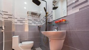 Kamar Standar | Kamar mandi