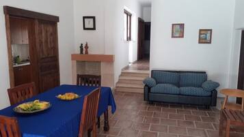 Interni