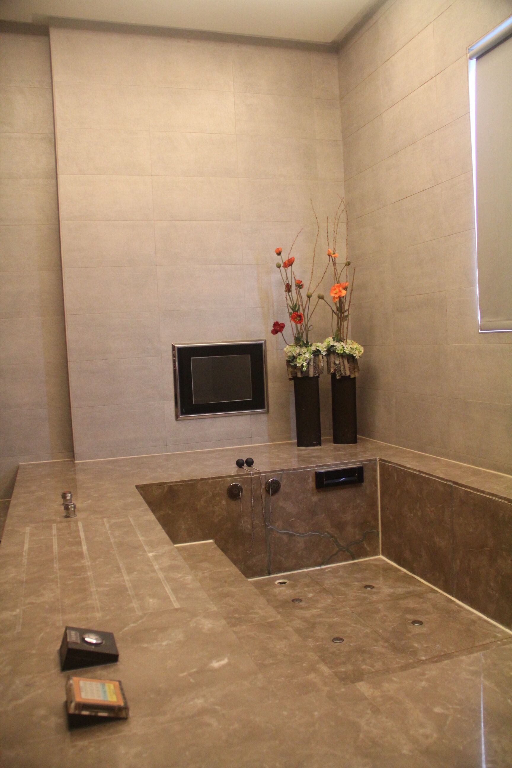 Deluxe Double Room | Deep soaking bathtub