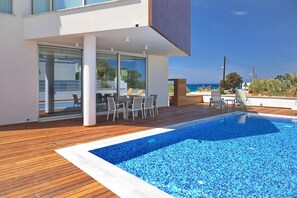 Pool - Sunrise Seaview Villas (Paralimni)