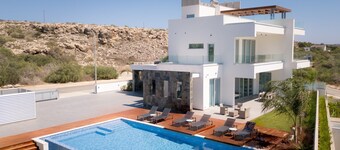 Sea Pearl Beachfront Villas