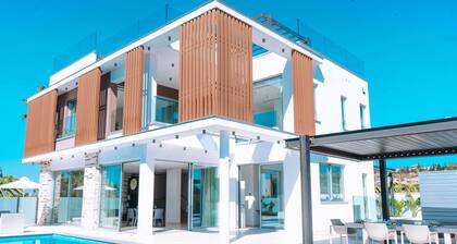Vivo Mare 6 Bedroom Villas