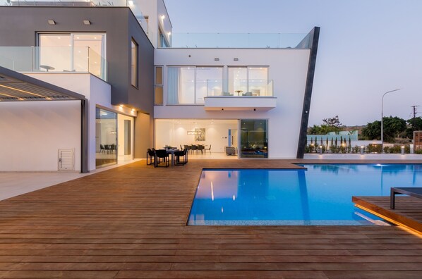 Pool - Cove Seaview Villa with Amazing Seaview (Ayia Napa)