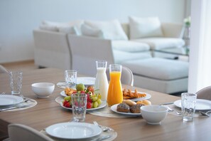 Dining - Vivo Mare Beachfront Villas (Ayia Napa)