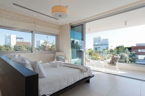 5 bedrooms, iron/ironing board, free WiFi, bed sheets - Vivo Mare 5 Bedroom Seaview Villa (Ayia Napa)