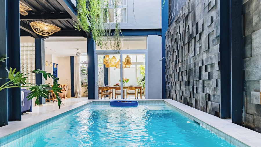 Omah Bleue Villa