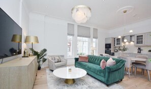 Living area - Elysian House-Kensington Serviced Apts (London)