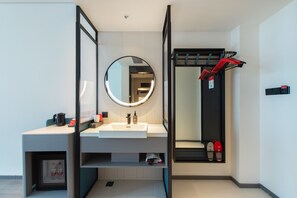 Heated floors - ibis Jiaodong Airport EMU Town Store (Qingdao)