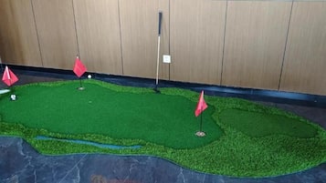 Mini-golf