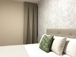 Apartamento | Roupas de cama premium, individualmente decorados