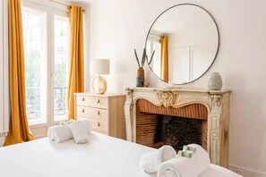 3 slaapkamers, een bureau, een strijkplank/strijkijzer, gratis wifi
