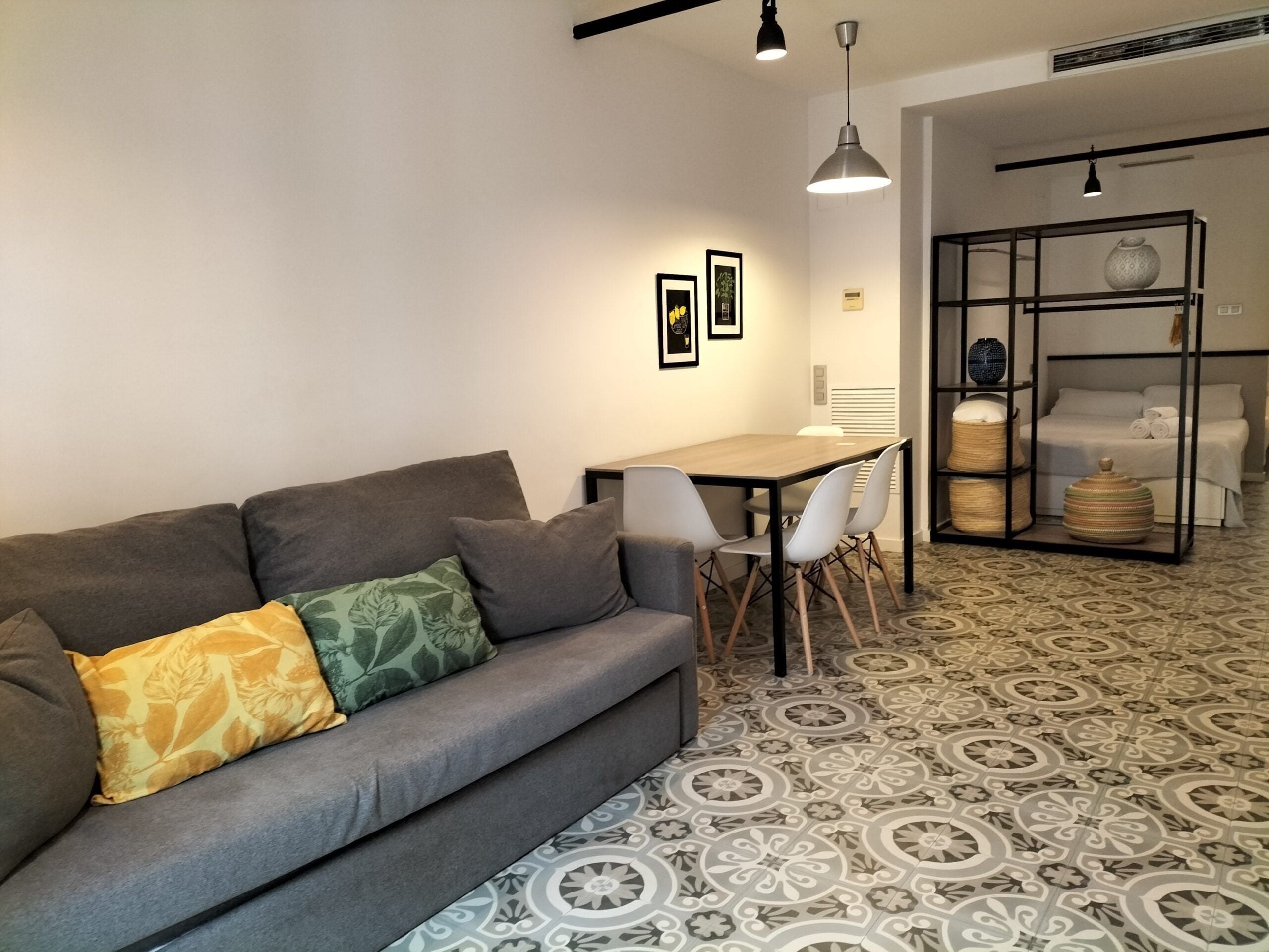 Studio | Living area | TV