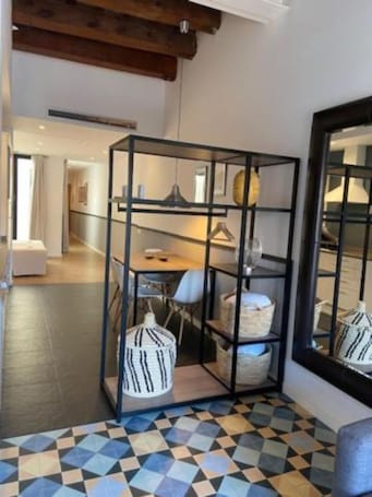 Studio | Living area | TV