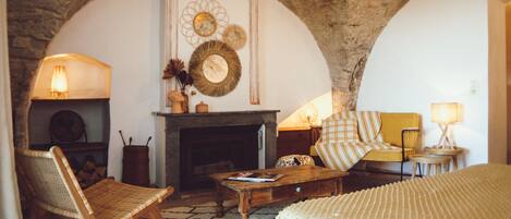 1 slaapkamer, een strijkplank/strijkijzer, internet, beddengoed