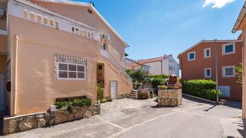 Apartment, 2 Bedrooms, Balcony, City View | Exterior