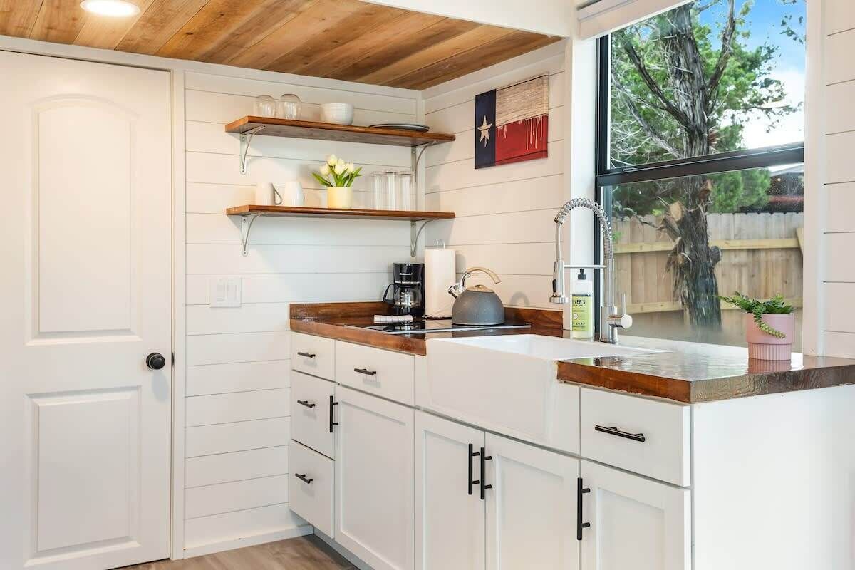 NEW Adorable & Cozy Tiny House #2 @Infinity Ranch