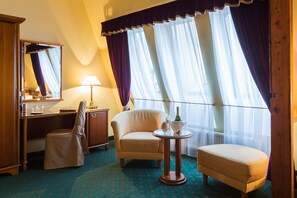 Quarto quádruplo standard | Wi-Fi de cortesia, roupa de cama